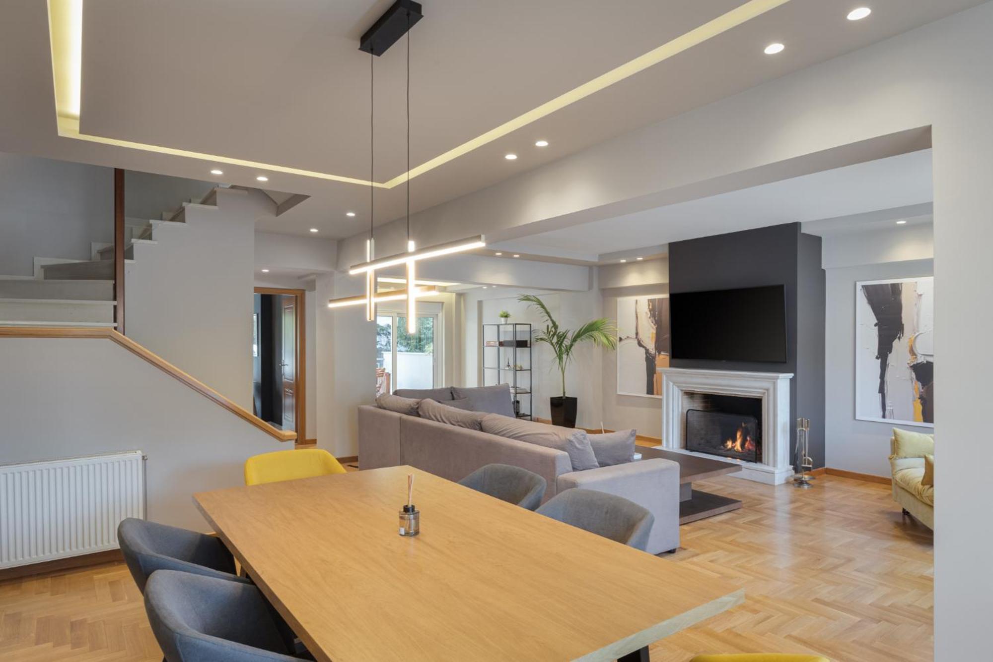 Athenian Grand Riviera Villa Екстериор снимка